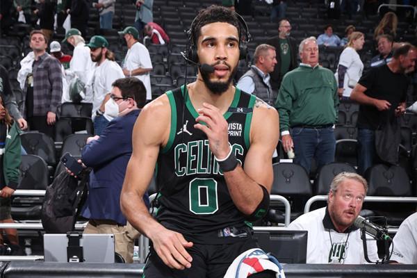 共和报：米兰在等给恩昆库的报价，可能用里奇与尤文交换加蒂（共和报：米兰静待恩昆库报价，或以里奇与尤文互换加蒂）