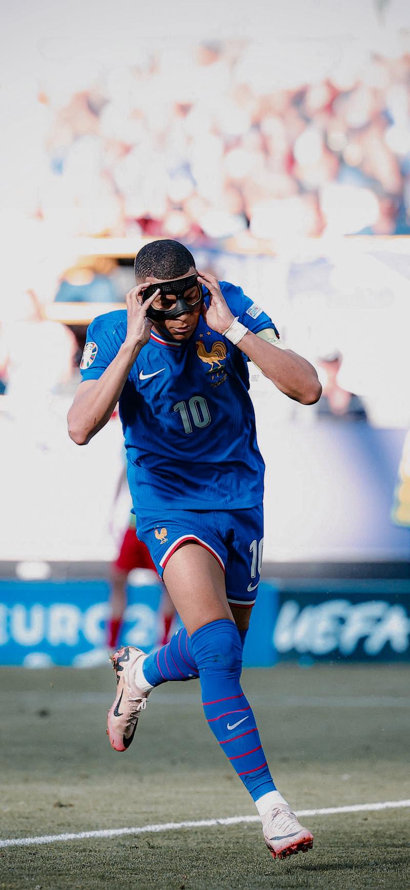 17-18赛季至今英超联赛后卫进球榜：范戴克21球第一（自17-18赛季以来英超后卫进球榜：范戴克以21球领跑）