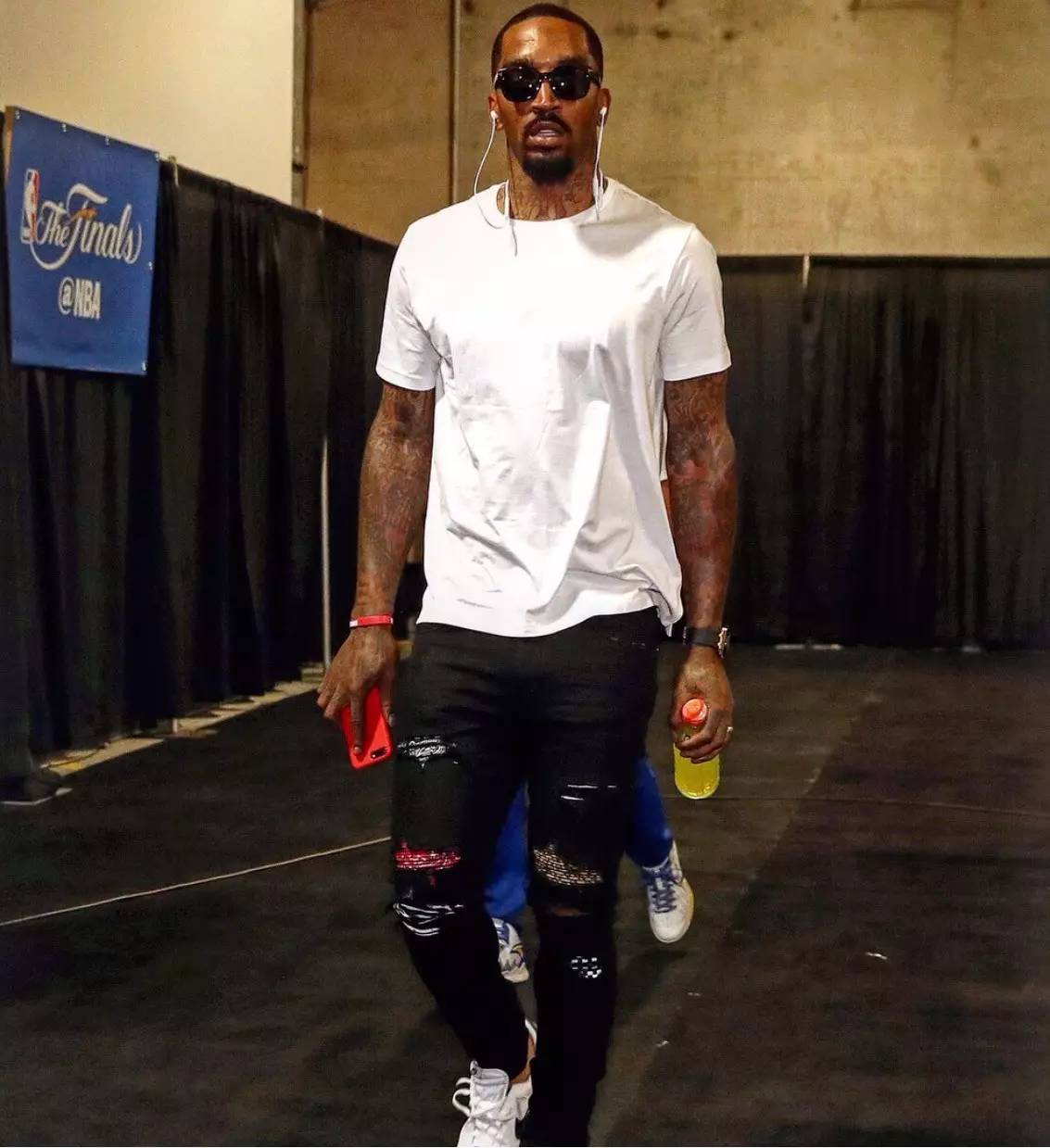 22胜1负！解说：现在的雷霆 可能真的是一支历史级别的球队（22胜仅1负！解说称如今的雷霆或堪称历史级强队）