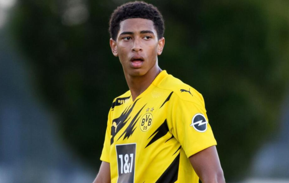 中超比赛精彩回放：上海海港绝杀瞬间,（中超高光时刻回顾：上海海港压哨绝杀）