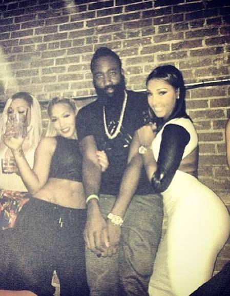 念旧️#梅西重回诺坎普 #梅西参观新诺坎普 #梅西（旧梦归来：梅西探访焕新的诺坎普 #梅西）