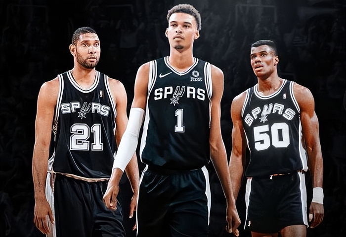 皇马官方：楚阿梅尼左腿半腱肌受伤，伤情有待进一步观察（皇马官宣：楚阿梅尼左腿半腱肌受伤，伤势仍待进一步评估）