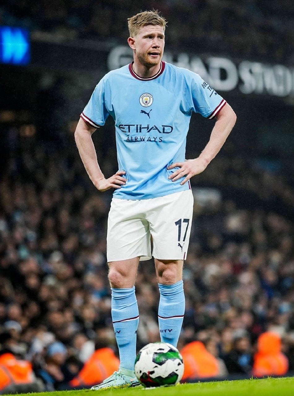 詹姆斯输球提前离场！杜兰特：他为伟大树立了标准，我心存感激（詹姆斯吞败提前离场，杜兰特：他树立了伟大标杆，我心存感激）