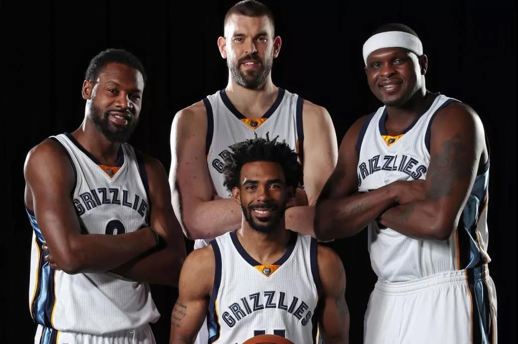 快船近几个月的经历：阴阳合同、比尔报销、保罗被裁、5胜16负（快船近月风波：阴阳合同争议、比尔报销、保罗遭裁，战绩5胜16负）