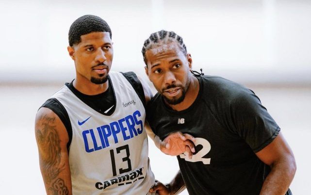 库尼亚赛后向老东家狼队球迷鼓掌致谢（库尼亚赛后鼓掌致谢前东家狼队球迷）