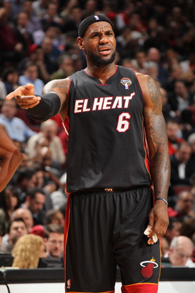 📺全场集锦，奥格斯堡 1-3 水晶宫（📺比赛集锦：水晶宫3-1奥格斯堡）