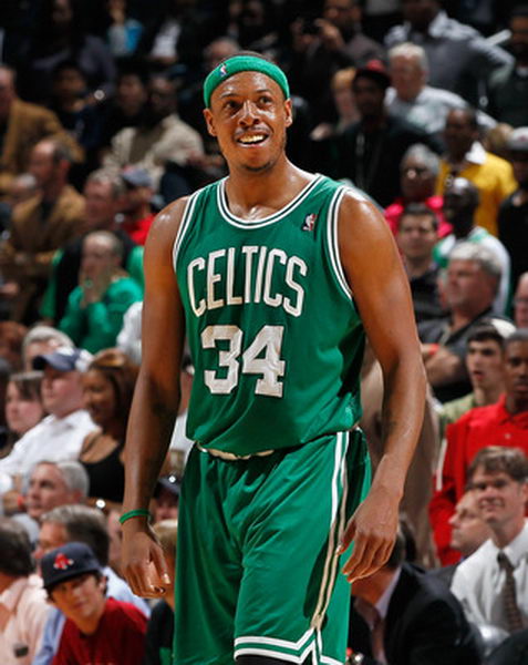 91球神仙数据！姆巴佩年度60球，冲C罗纪录，梅西纪录无人能破（91球神迹！姆巴佩年度轰60球直追C罗纪录，梅西纪录难以撼动）