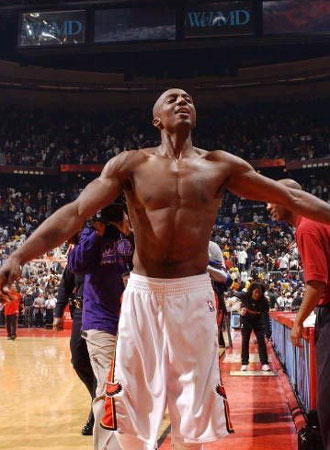 大巴黎在劳资仲裁阶段反诉姆巴佩：索赔金高达4.4亿欧元（巴黎圣日耳曼在劳动仲裁中反诉姆巴佩，索赔达4.4亿欧元）