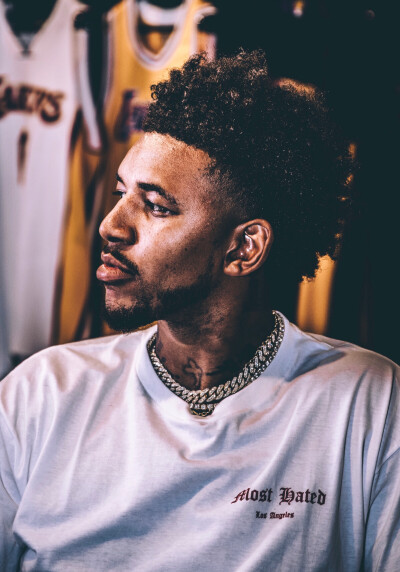 德媒：帕利尼亚离队后，曾让穆勒惊讶的戴伯尔或将有更多机会（德媒：帕利尼亚离队，曾令穆勒惊讶的戴伯尔有望获得更多机会）