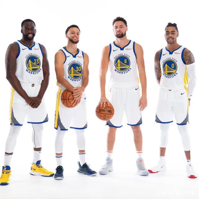 欧冠赛场精彩瞬间：巴萨主场2-0取胜,（欧冠焦点战：巴萨主场2-0告捷）