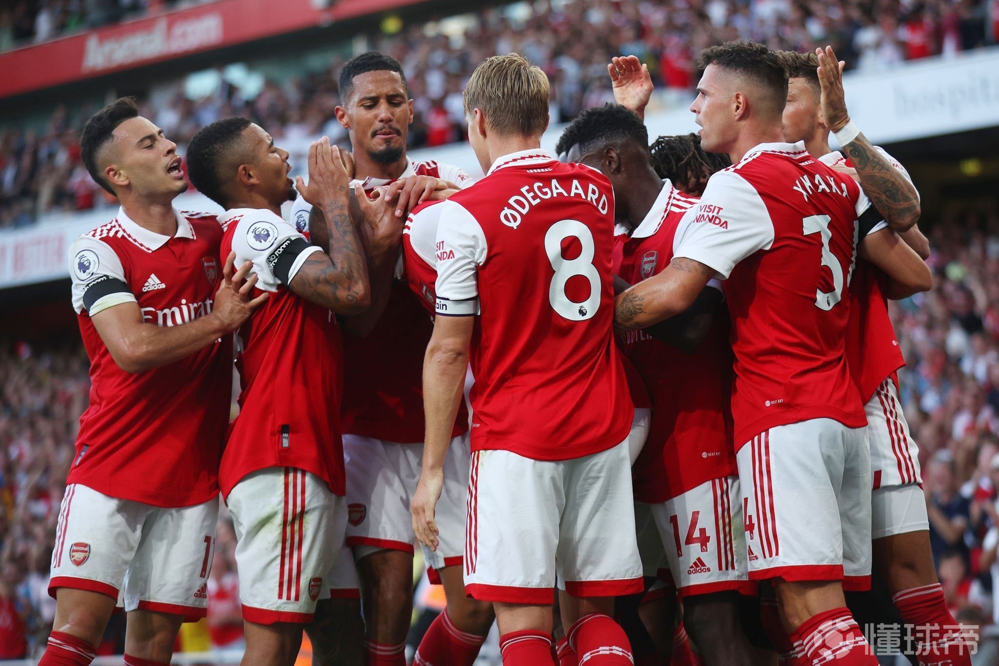 球迷：这场比赛值得反复看（球迷直呼：这场比赛百看不厌）