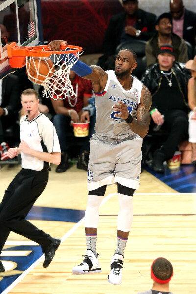 哈维：足球是能够改变国家命运的运动，扩军改制是利好决策（哈维称足球可改写国家命运，赞扩军改制为利好之举）