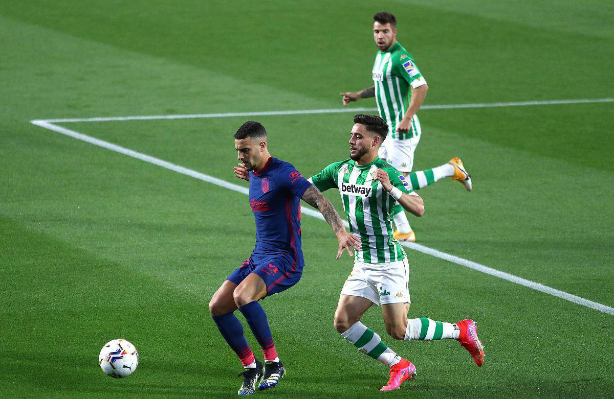 里程碑，海港中场徐新已为中国俱乐部出战200场比赛（中国俱乐部200战达成！海港中场徐新迎来职业里程碑）