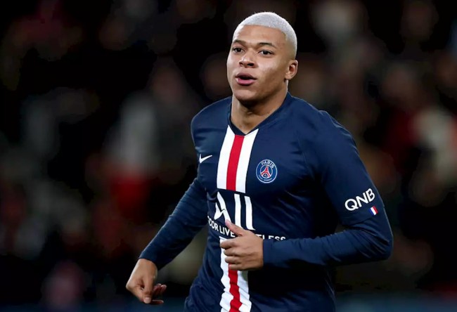 能否做到？拜仁有望追平自己保持的德甲开局最长连胜纪录（拜仁冲击纪录：力争追平队史德甲开局最长连胜）