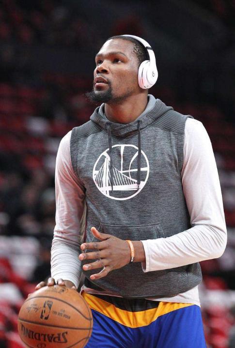 那不勒斯官方：吉尔摩周一将接受手术；据悉将缺阵至明年一月（那不勒斯官宣：吉尔摩周一接受手术，预计缺阵至明年一月）