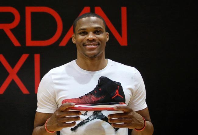 紧张到窒息！慢镜还原掘金森林狼决胜时刻，约基奇无解发挥导演逆转（窒息紧张！慢镜重现掘金与森林狼生死时刻，约基奇神级发挥引领逆转）