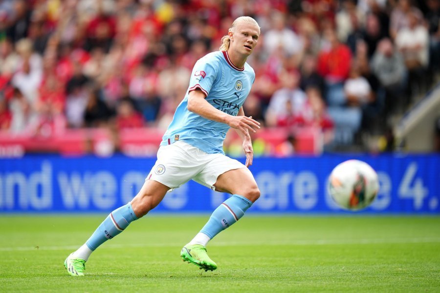 意媒：贡多齐可能在冬窗离开拉齐奥，标价至少3000万欧元（意媒：贡多齐或将冬窗离开拉齐奥，标价不低于3000万欧元）